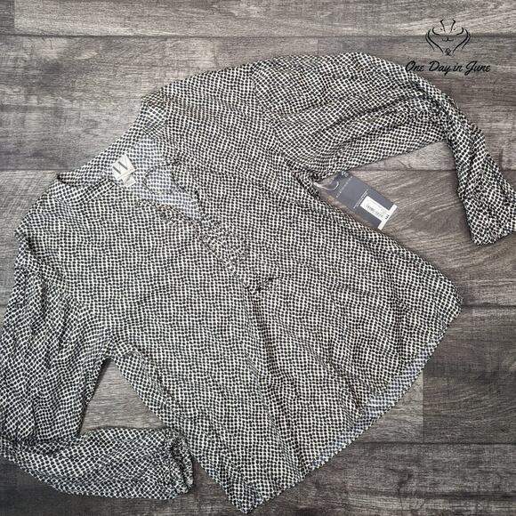 Worthington Long Sleeve V Neck Top Size XS - Picture 1 of 5